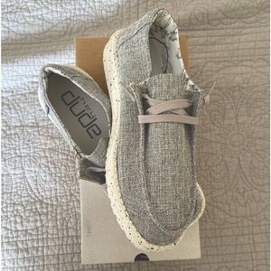 grey (iron) women’s wendy hey dudes